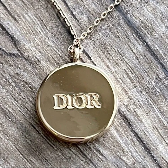 Dior • Gold J'adore Necklace - Picture 5 of 15